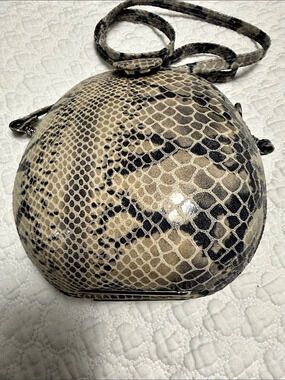 Snakeskin-Print Crossbody Bag in Brown & Black